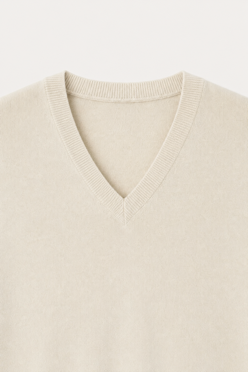 Classic V-neck Cream