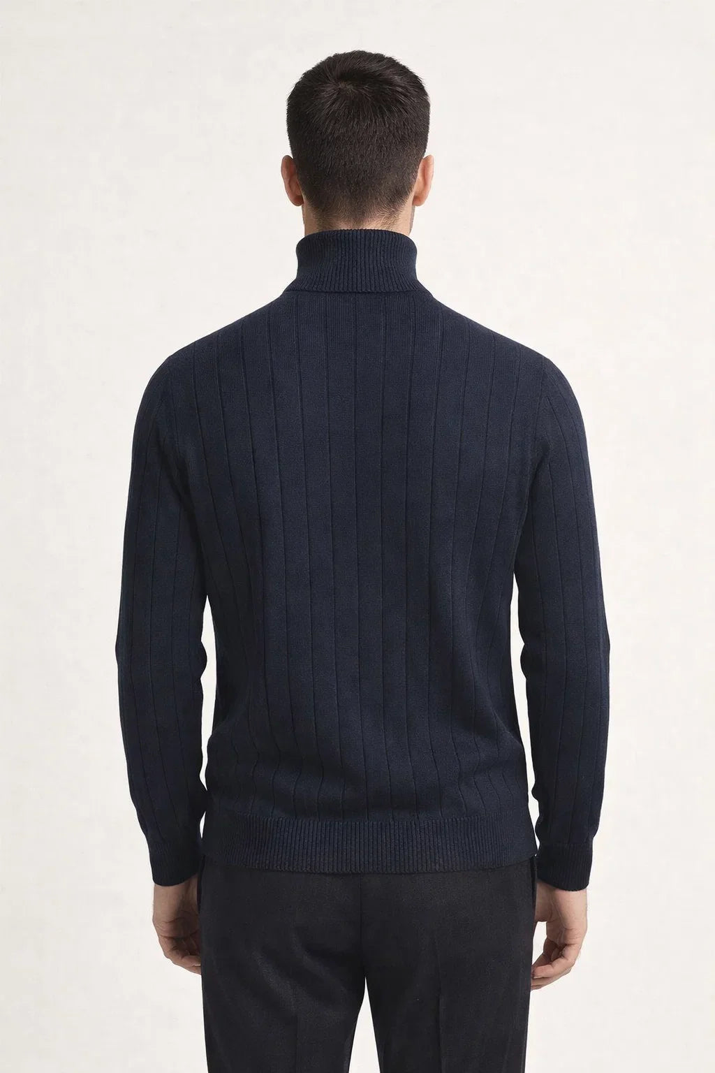 Tailored Turtleneck Navy