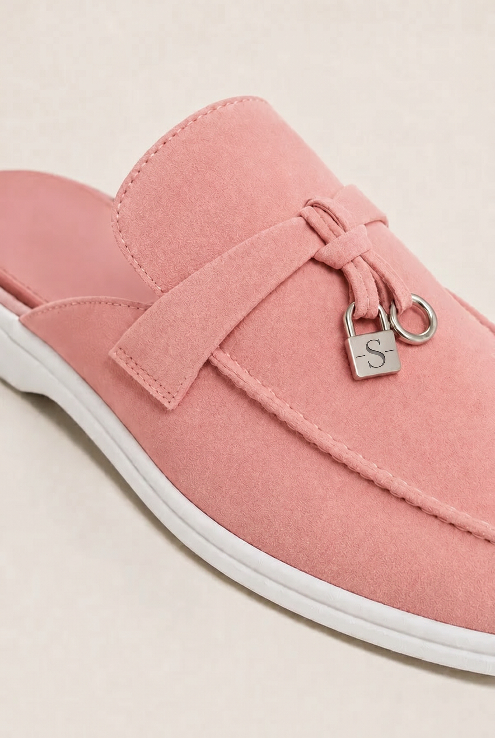 Ancestral Buckle Mule Pink